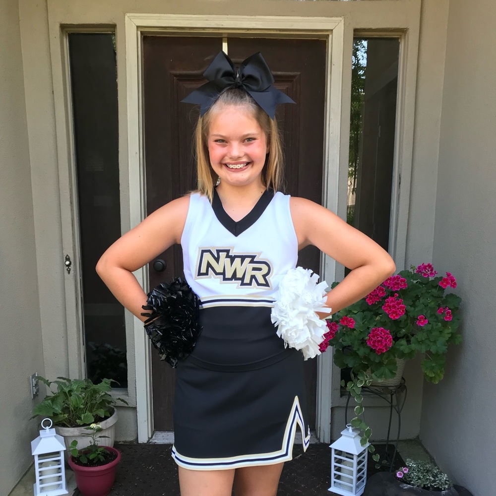 Meet your Posher, Anna lauren